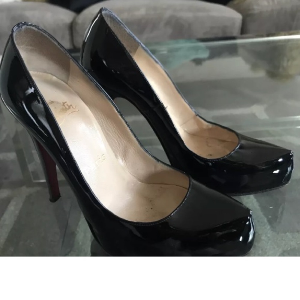 Christian Louboutin Rolando size 35.5